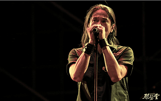 高旗:曾经中国摇滚乐的颜值担当转向传统文化。